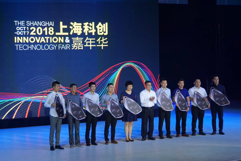 z6尊龙凯时官方网站全球首款量产智能汽车上市交付